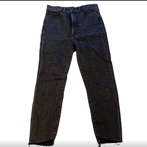 Express Black Slim Ankle Super High Rise Raw Hem Jeans - Picture 4 of 9